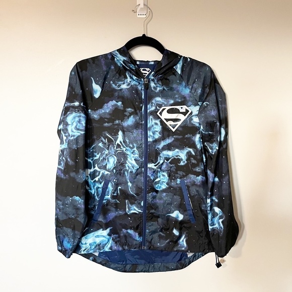 Disney her universe Superman track suit (jacket and leggings ) size medium - Picture 2 of 14